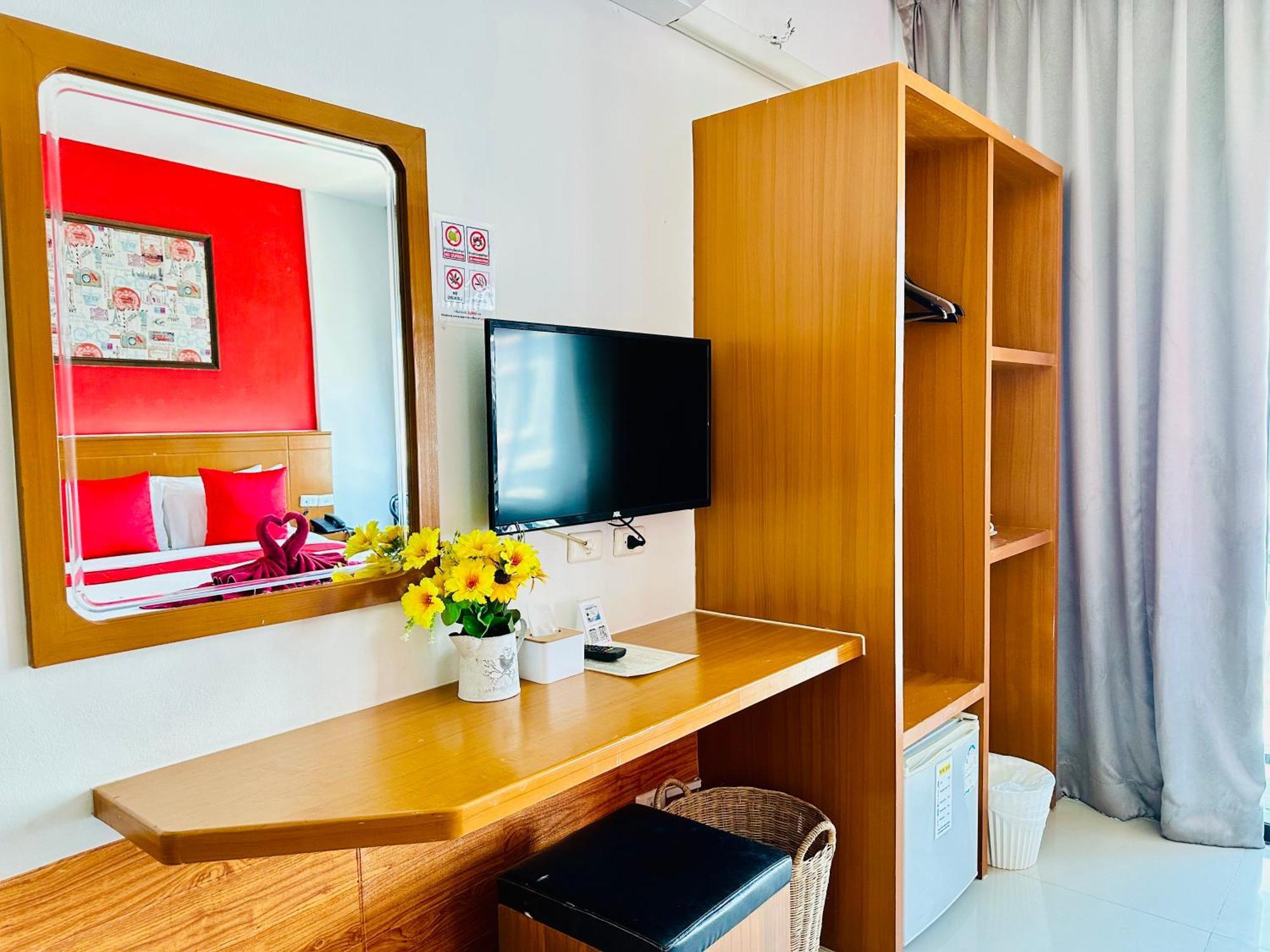 Pj Patong Resortel מראה חיצוני תמונה